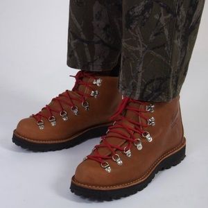 Danner Mountain Light Cascade Goretex EE Size